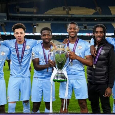 Manchester City could make up to £35m from the sale of youth players such as Bazunu