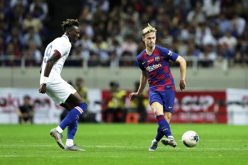 Manchester United have told Barcelona they want to finalise the transfer of Frankie de Jong by Friday
